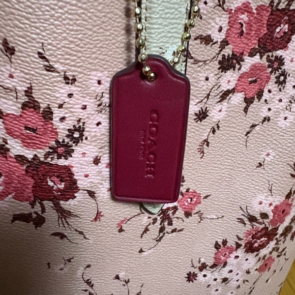 COACH Floral Highline Tote - Picture 3 of 5